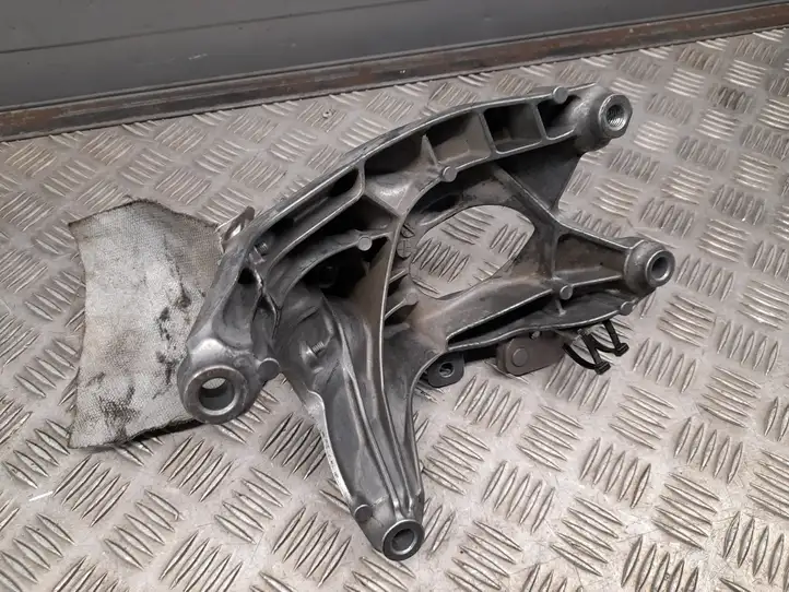 Audi A4 S4 B9 (2015 - 2019) 4M0199308AA Кронштейн двигателя — фото 3
