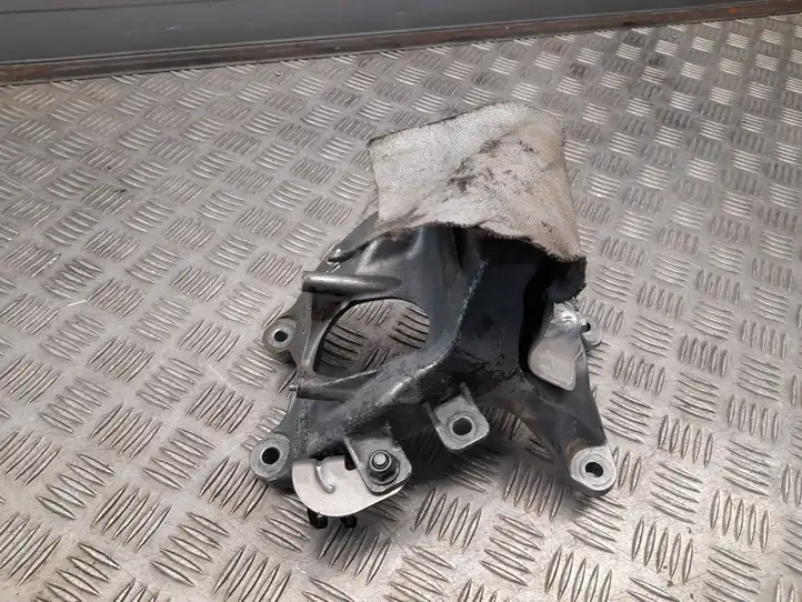 Audi A4 S4 B9 (2015 - 2019) 4M0199308AA Кронштейн двигателя — фото 4