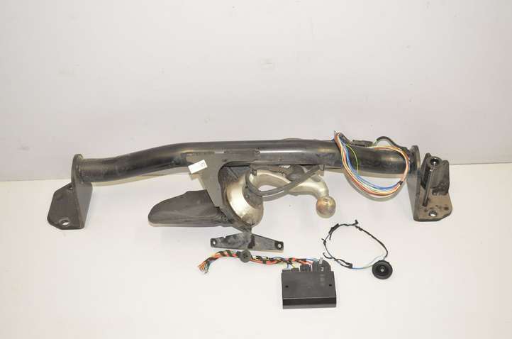 BMW X1 U11 (2022 - )  5A64D38 Комплект крюка