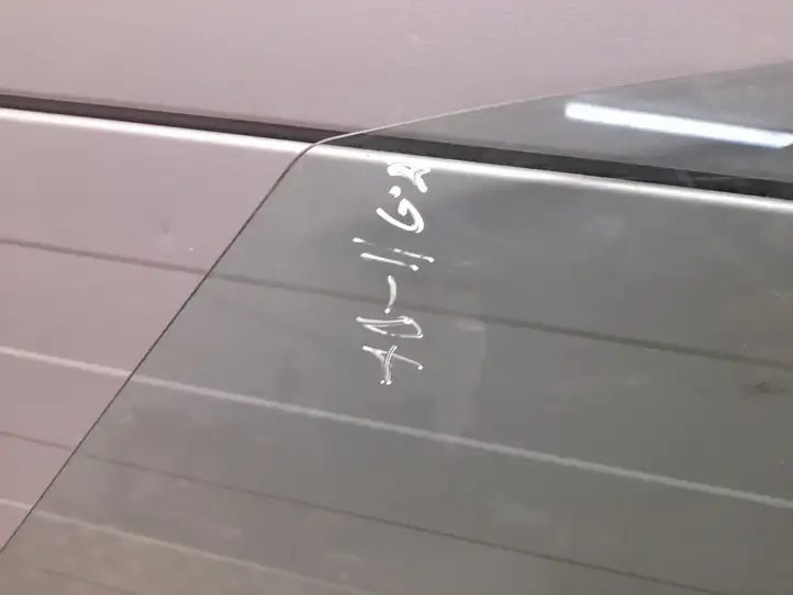 Audi A8 S8 D4 4H (2010 - 2014) 4H4845026D Стекло задней двери — фото 6