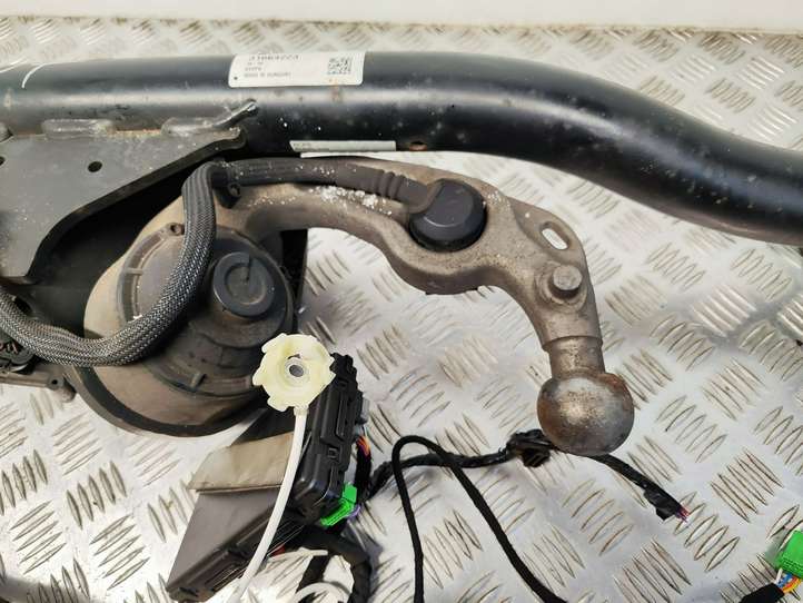 Volvo S90 (2016 - 2020)  31664223 Комплект крюка