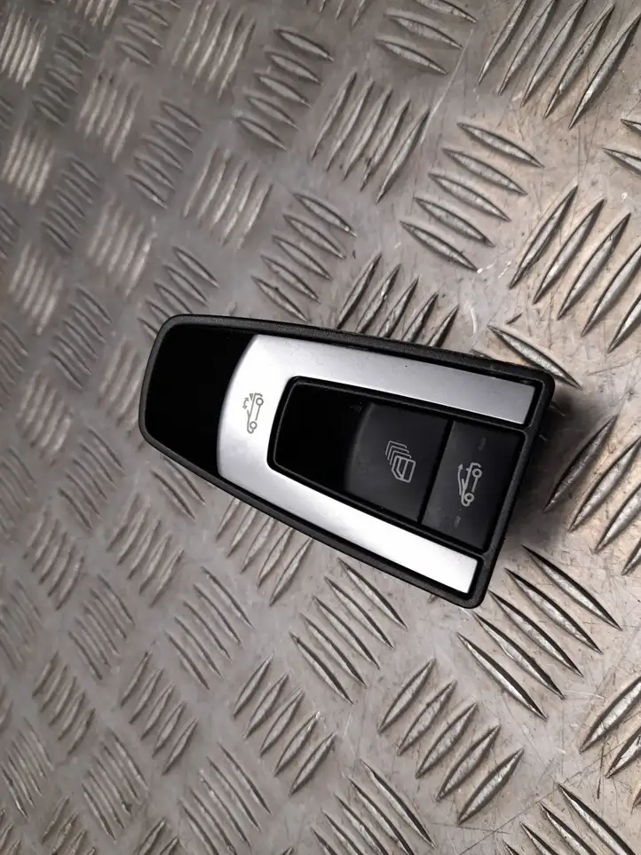 Mercedes-Benz E A207 (2010 - 2017) A2078207410 Кнопка управления крышей — фото 1