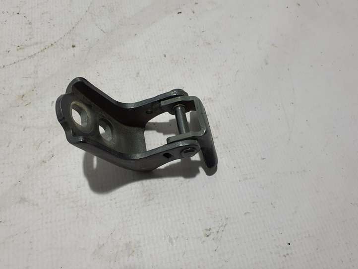 Renault Megane E-Tech (2022 - )  804007161R Нижняя петля задней двери