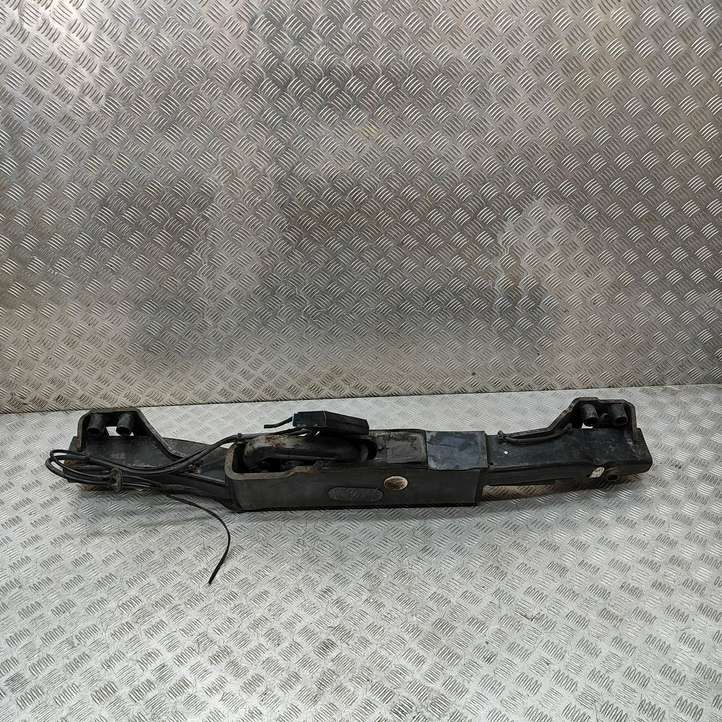 Audi Q7 (2005 - 2009)  4L0803921AD Комплект крюка