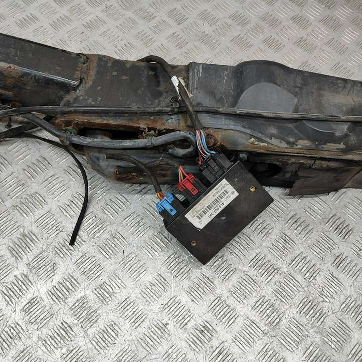 Audi Q7 (2005 - 2009)  4L0803921AD Комплект крюка
