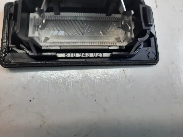 Audi A5 8T 8F (2011 - 2016) 8T0943021 Подсветка номера — фото 3