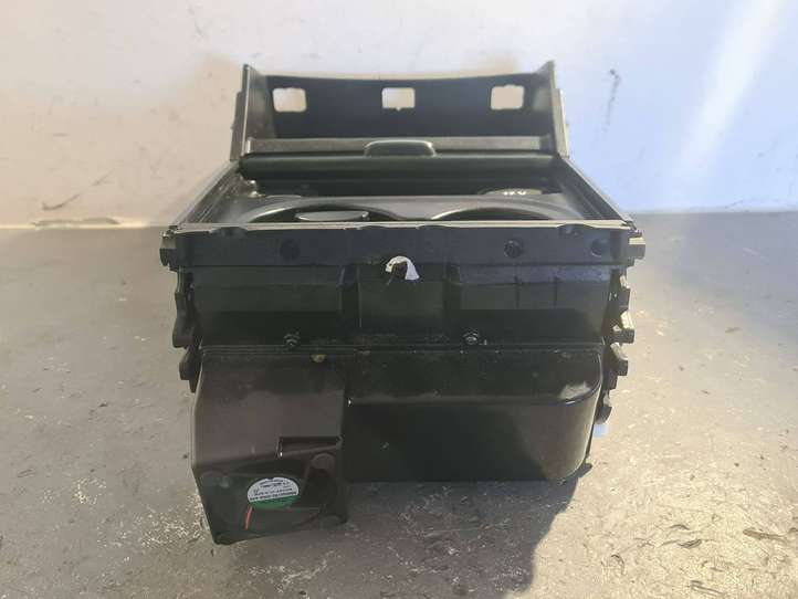 Mercedes-Benz GLE W166/C292 (2015 - 2019)  A1666803214 Держатель чашки