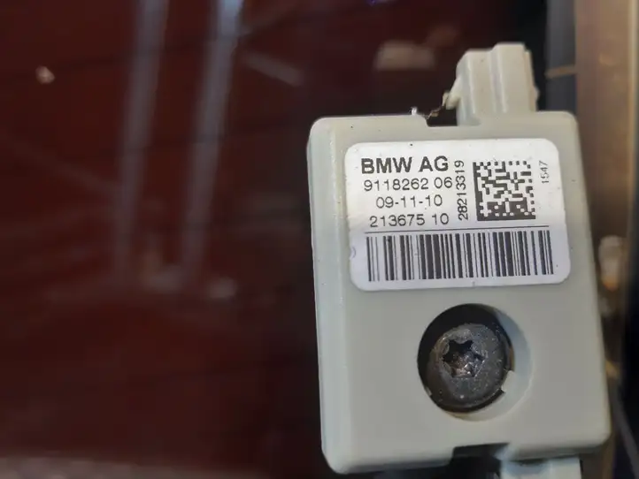 BMW 5 F10 F11 (2009 - 2016) 43R000137 Заднее стекло — фото 6