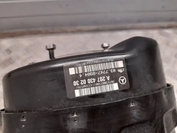 Mercedes-Benz E A207 (2010 - 2017) A2074300230 Вакуумный усилитель тормозов — фото 2