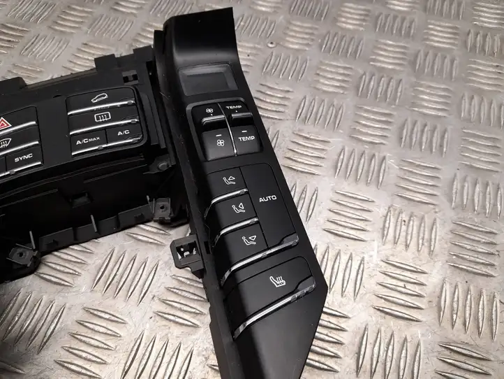 Porsche Cayenne (92A) (2011 - 2017) 7P5907040AK Блок кнопок на панели — фото 4