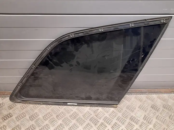 Audi Q7 4M (2015 - ) 4M0845298AE Заднее боковое стекло — фото 1