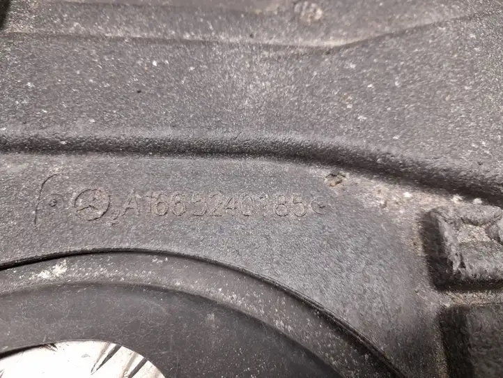Mercedes-Benz GL X166 (2013 - 2019) A1665240185 Защита двигателя — фото 4