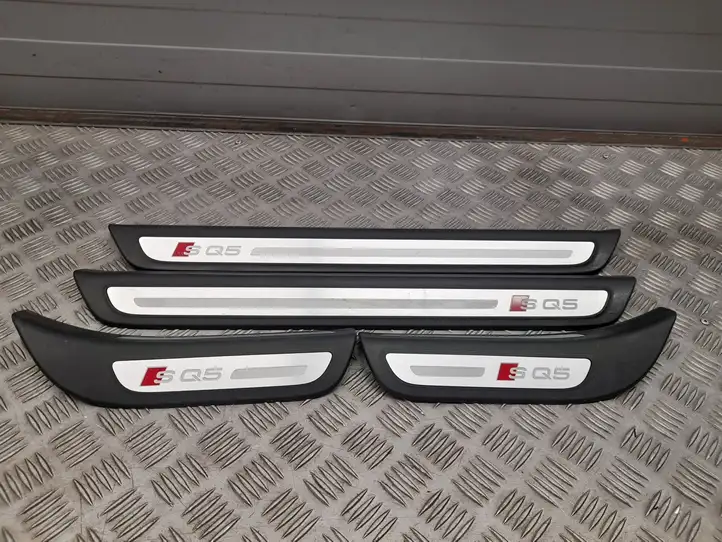 Audi Q5 SQ5 (2012 - 2017) 8R0853373G Внутренняя обшивка порога (комплект) — фото 1