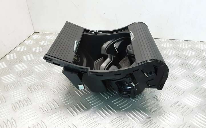 BMW X1 F48 F49 (2015 - 2022)  9299529 Держатель чашки