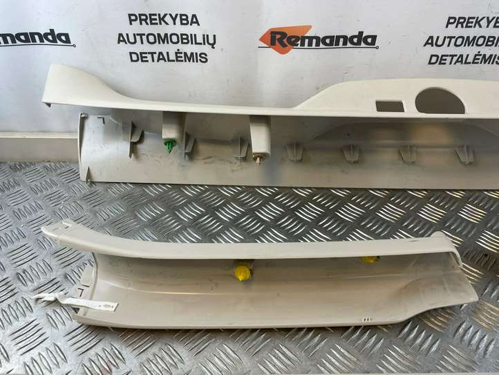 BMW 5 G30 G31 (2016 - )  7390398 Верхняя отделка (у окна)