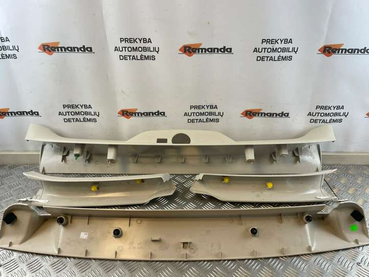 BMW 5 G30 G31 (2016 - )  7390398 Верхняя отделка (у окна)