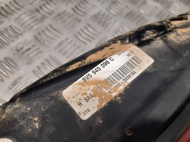 Audi A3/S3 8V (2012 - 2016) 8V5945096C Задний фонарь в кузове — фото 3