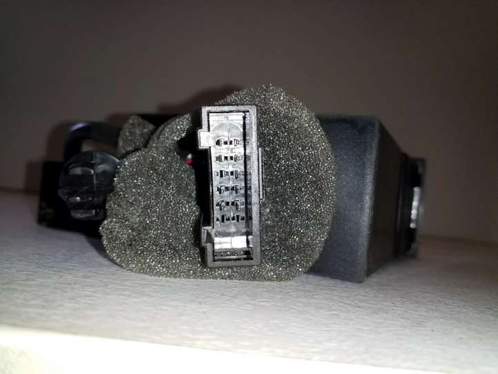 Volkswagen Eos (2010 - 2015)  1K0857925B Разъем iPod