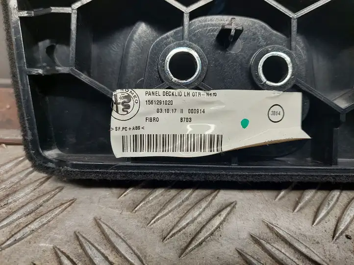 Alfa Romeo Stelvio Type 949 (2017 - ) 1561291020 Боковая обшивка багажника — фото 4