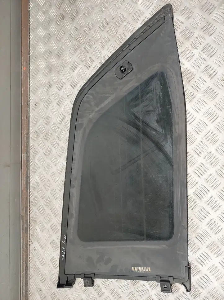 Mercedes-Benz GL X166 (2013 - 2019) A1666700150 Заднее боковое стекло — фото 6