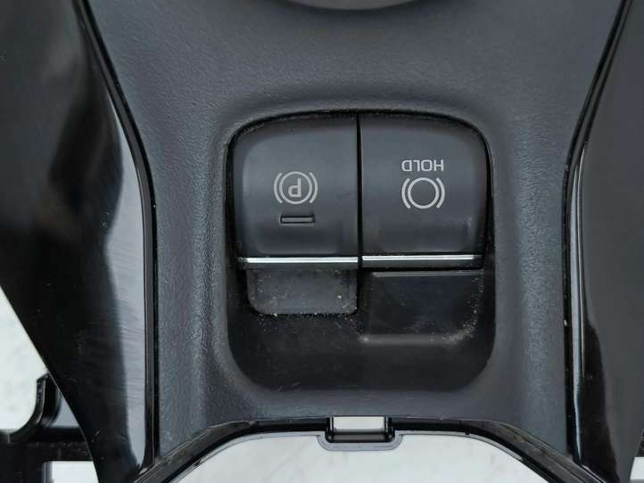 Toyota Corolla E210 E21 (2018 - )  5880302570 Держатель чашки