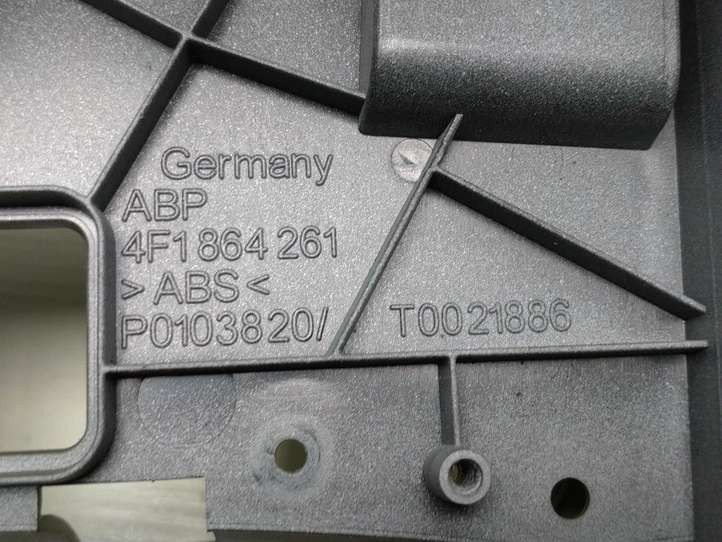 Audi A6 (2004 - 2008)  4F1864261 Отделка передней пепельницы