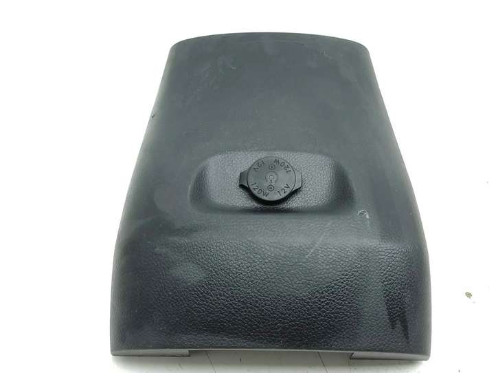 Hyundai Santa Fe (2012 - 2015)  846712W000 Прикуриватель