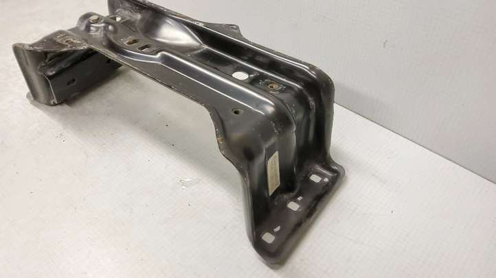 Jeep Grand Cherokee (2010 - 2021)  52124631AC Держатель (держатели) топливного бака