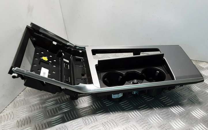 Audi A6 (2014 - 2018)  4K2862533A Держатель чашки