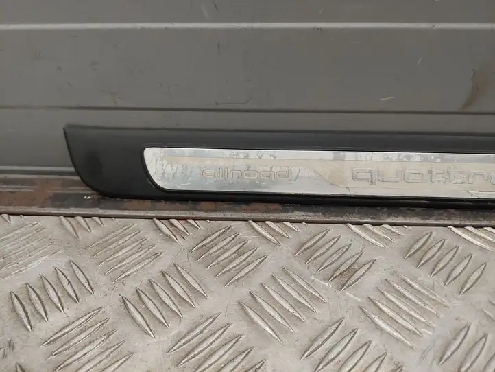 Audi A4 Allroad (2011 - 2016) 8K0853374 Внутренняя отделка переднего порога — фото 4