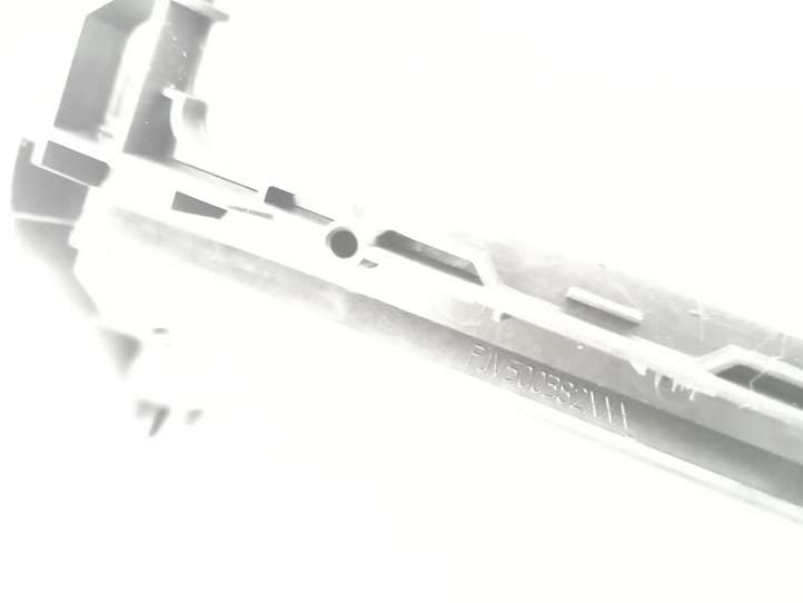 Land Rover Range Rover Sport (2005 - 2009)  FHM500032XXX Держатель чашки