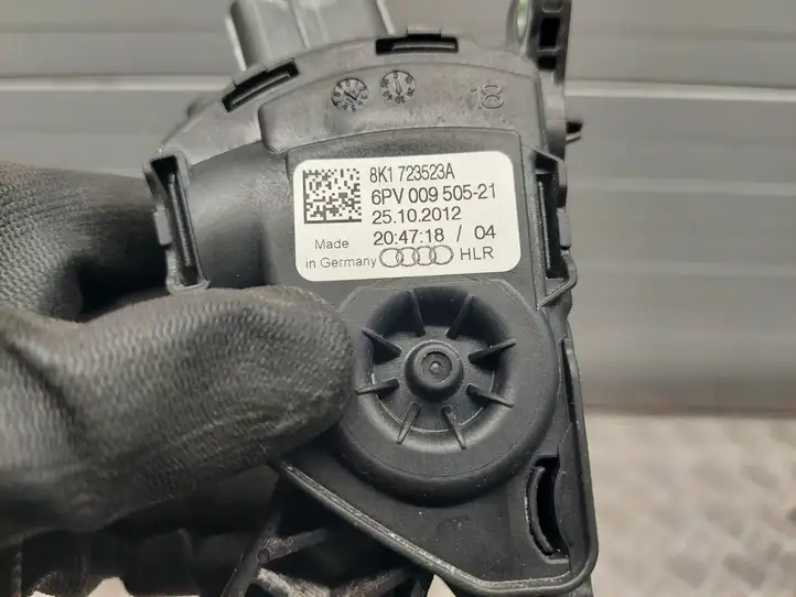 Audi A4 Allroad (2011 - 2016) 8K1723523A Педаль акселератора — фото 2