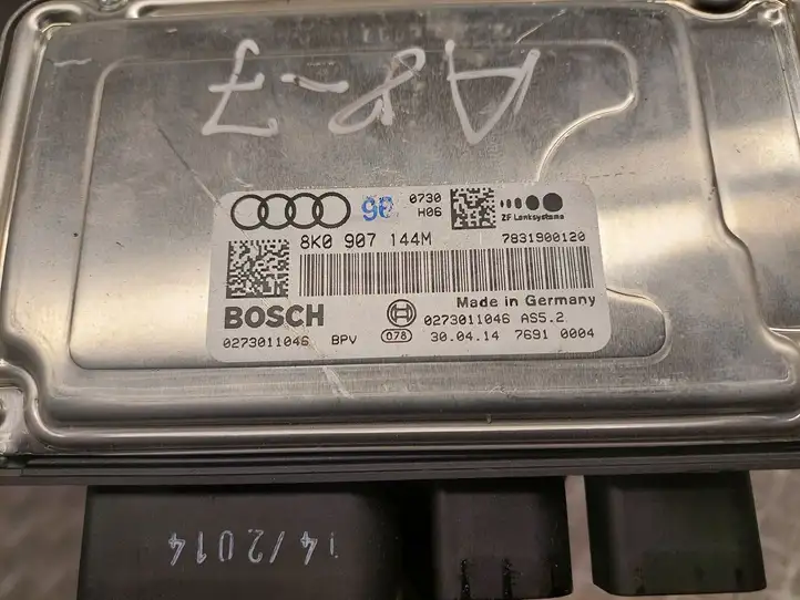 Audi A8 S8 D4 4H (2013 - 2017) 8K0907144M Блок управления рулевой рейкой — фото 2