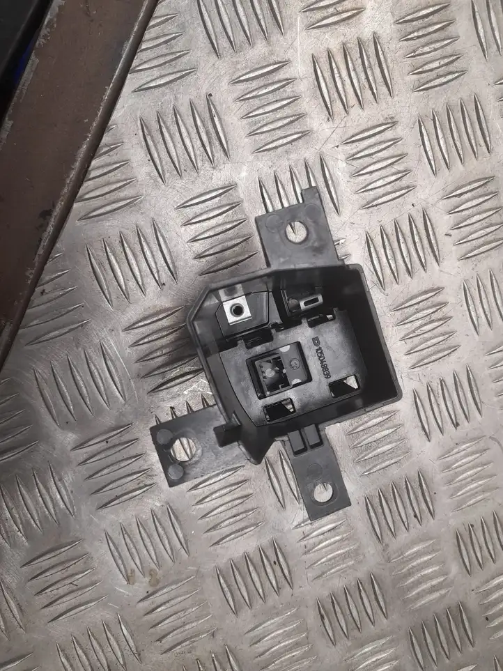 Audi A8 S8 D4 4H (2013 - 2017) 4H1858937A Считыватель ключа зажигания — фото 6