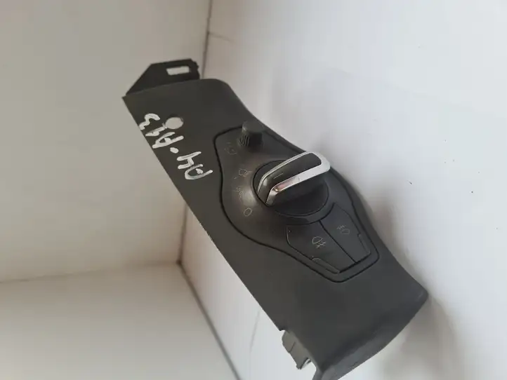 Audi A4 S4 B8 8K (2007 - 2011) 8K0941531AK Включатель фонарей — фото 3