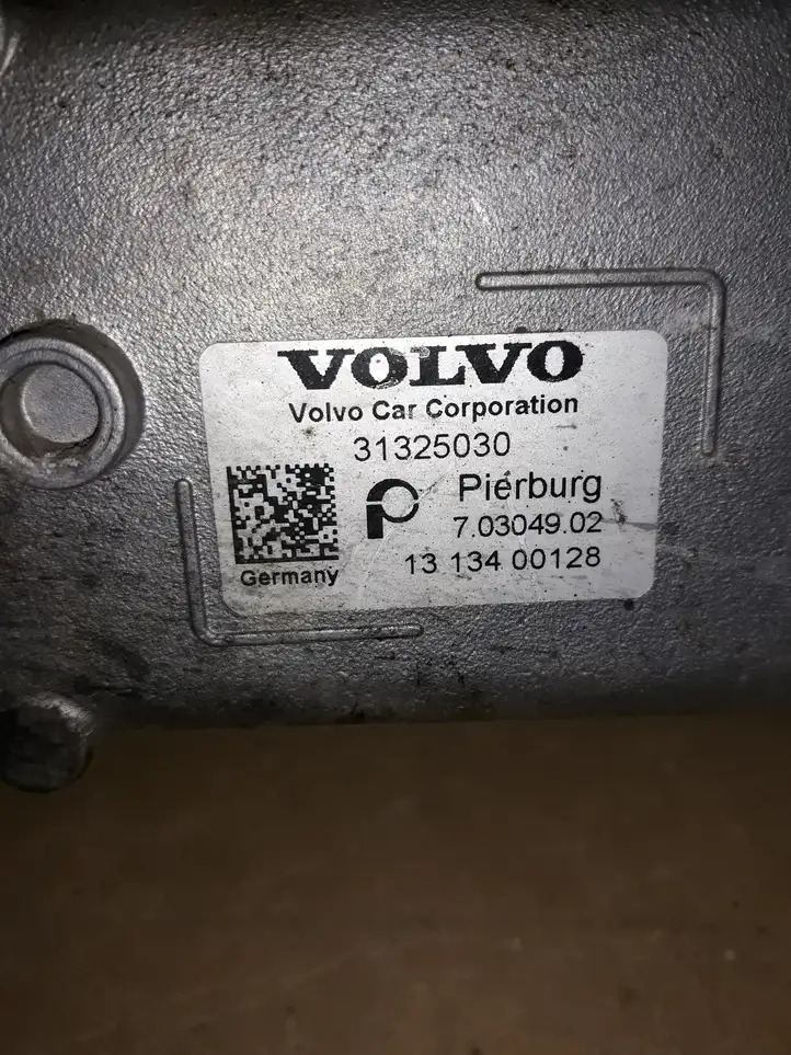 Volvo XC60 (2013 - 2017) 31325030 Охладитель клапана EGR — фото 2