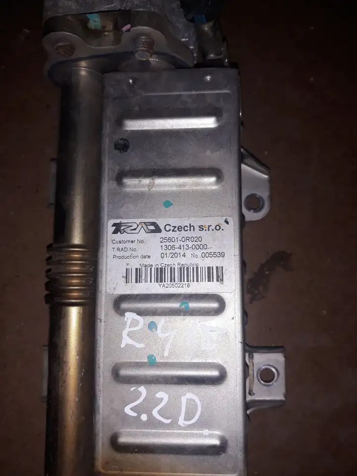 Toyota RAV 4 (XA40) (2012 - 2018) 256010R020 Охладитель клапана EGR — фото 2