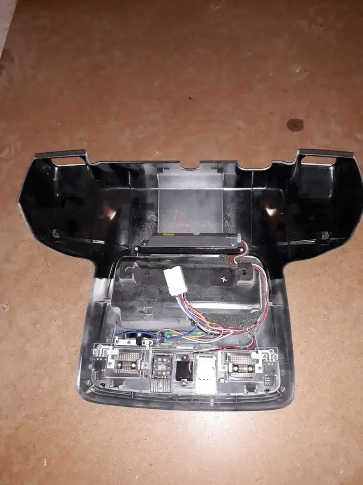 Subaru Outback (BS) (2014 - 2019) 87504AL000 Передняя подсветка — фото 3