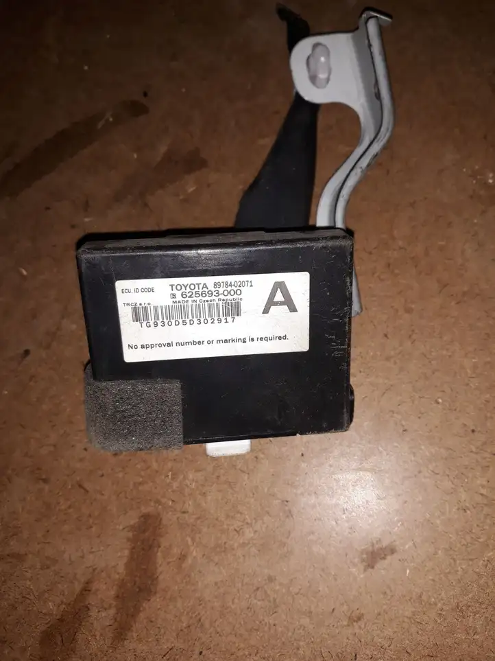 Toyota Auris E180 (2012 - 2018) 8978402071 Блок иммобилайзера — фото 1