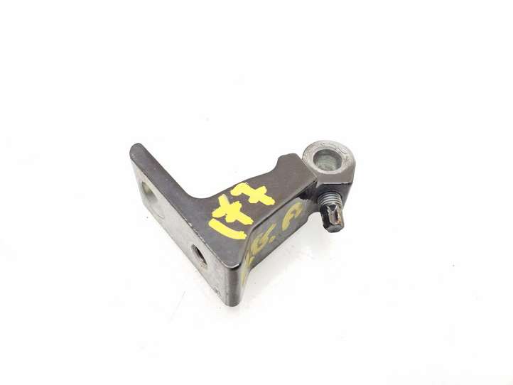 Audi A6 (2011 - 2014)  4G08314402A Нижняя петля задней двери