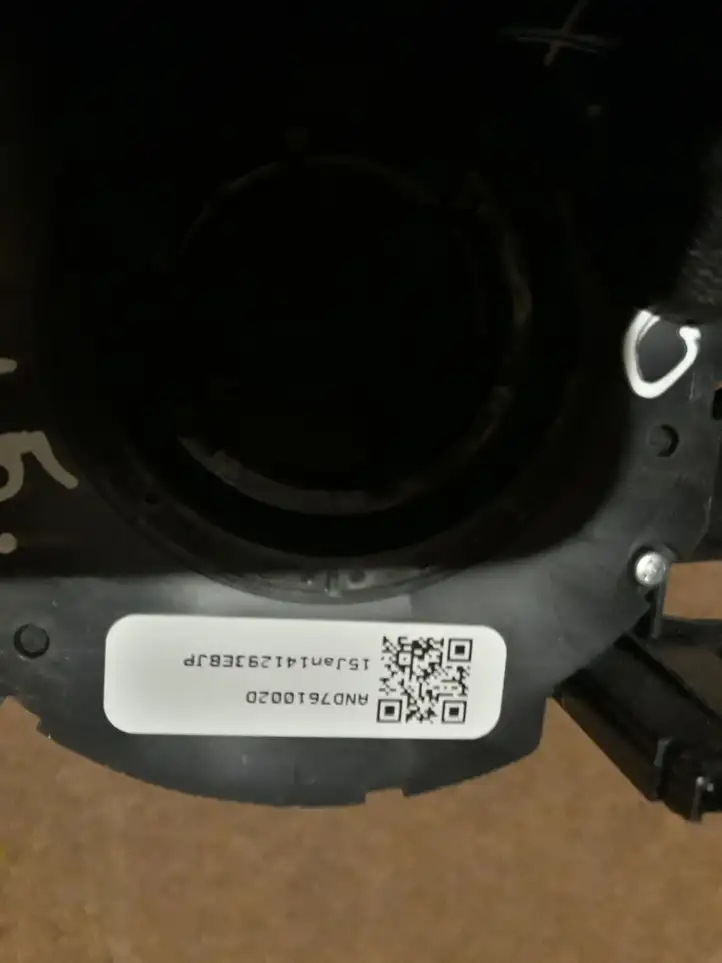 Volvo XC70 (2013 - 2016) AND761002D Контактное кольцо SRS — фото 2