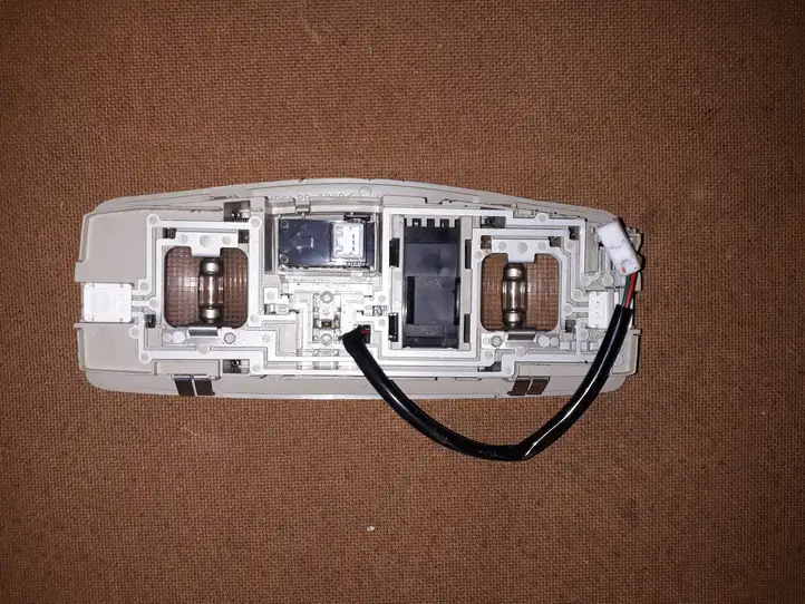 Mitsubishi Outlander (2012 - 2014) 1151347 Передняя подсветка — фото 3