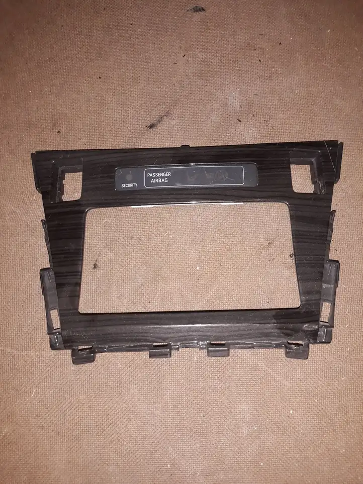 Toyota Avensis T270 (2009 - 2012) 5880405141 Прочие детали салона — фото 1