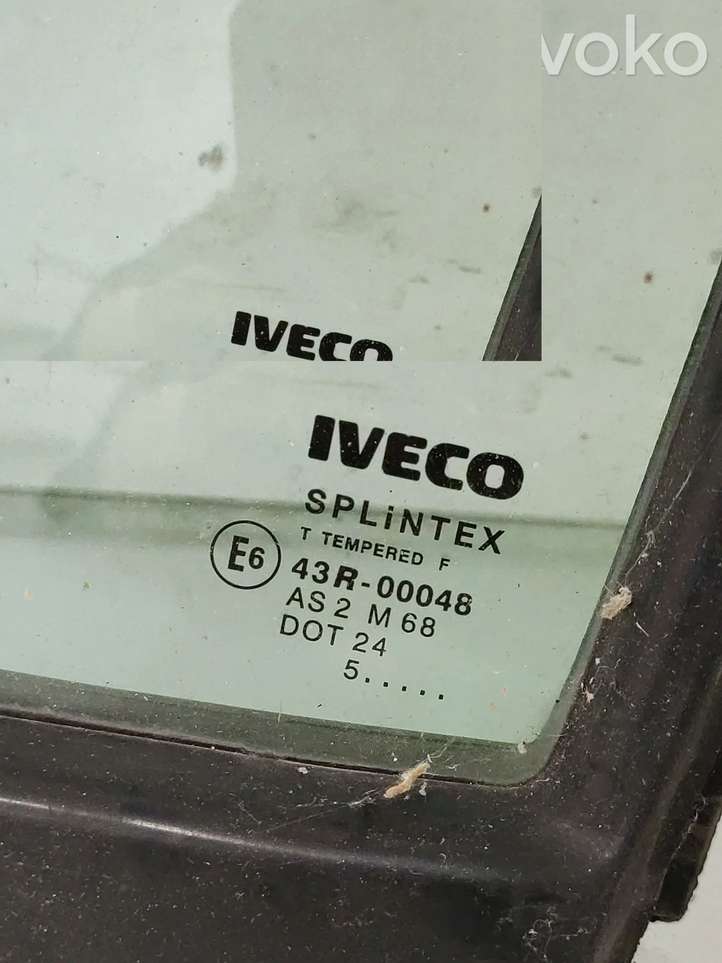 Iveco Daily 3rd gen (2004 - 2010)  AS2 Маленькое стекло 