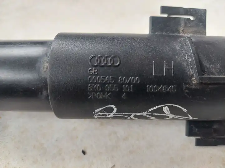 Audi A4 S4 B8 8K (2007 - 2011) 8K0955101 Распылители омывателя — фото 1