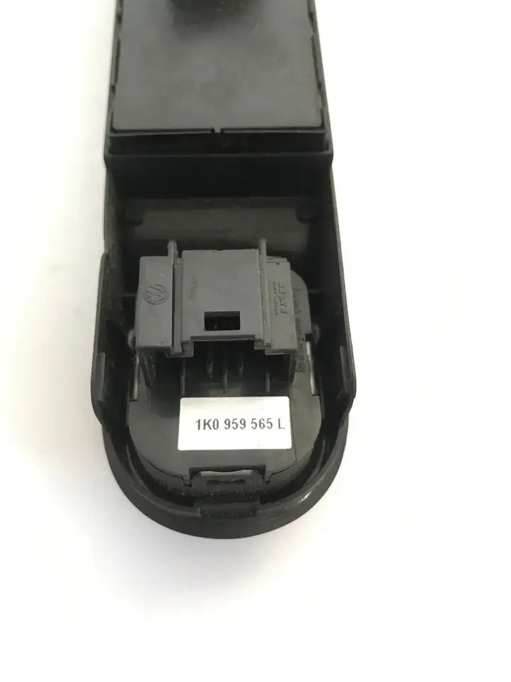 Volkswagen Golf V (2003 - 2009) 1K0959565L Блок кнопок стеклоподъемников — фото 2