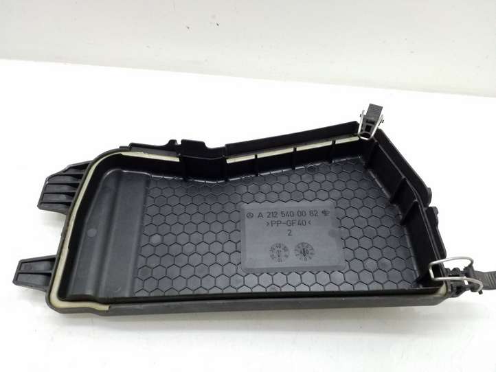 Mercedes-Benz E W212 (2009 - 2016)  A2125400082 Крышка ящика предохранителей