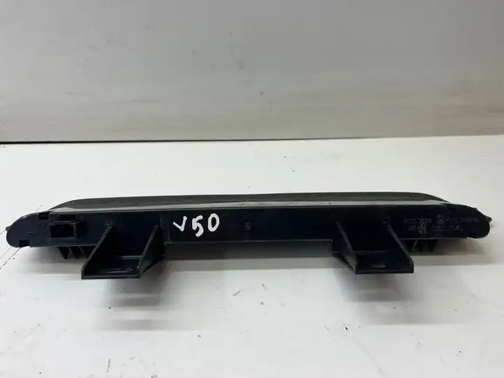 Volvo V50 (2004 - 2008) 8620290 Дополнительный стоп фонарь — фото 2