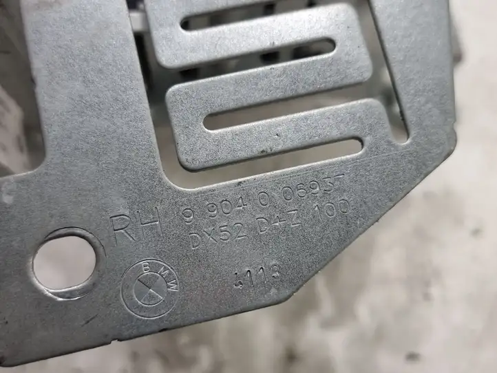 BMW 3 F30 F35 F31 (2012 - 2018) 9904006937 Держатель шторки — фото 8
