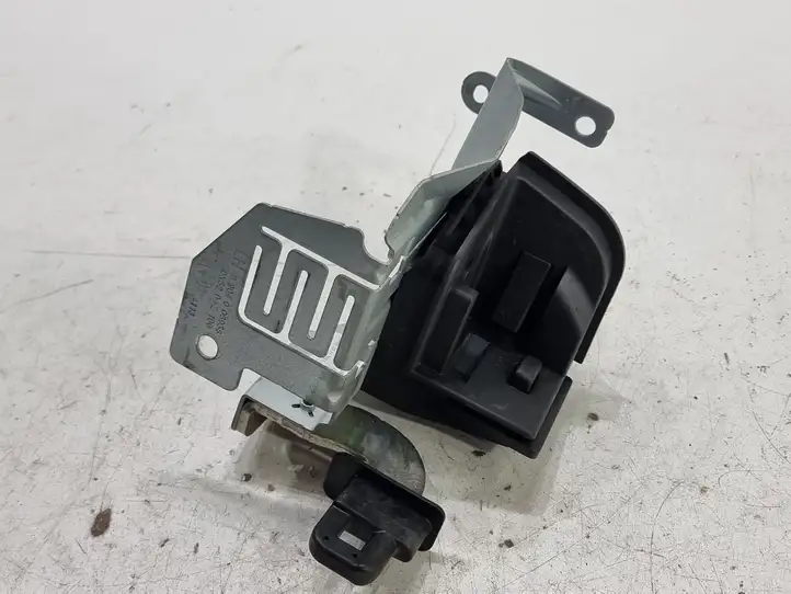 BMW 3 F30 F35 F31 (2012 - 2018) 9904006936 Держатель шторки — фото 6